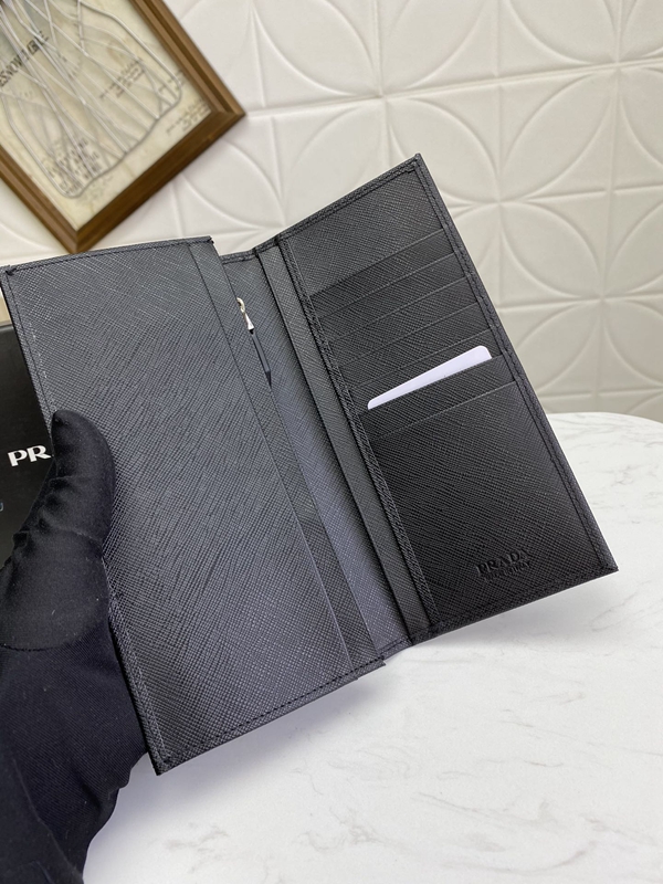 プラダ財布コピー素材ディテール